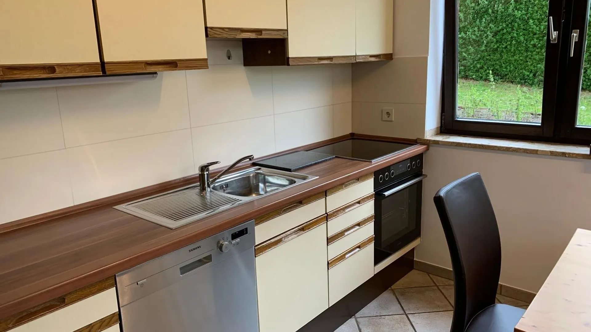 Apartment Ferienwohnung Rhoenauszeit Stockheim  Germany